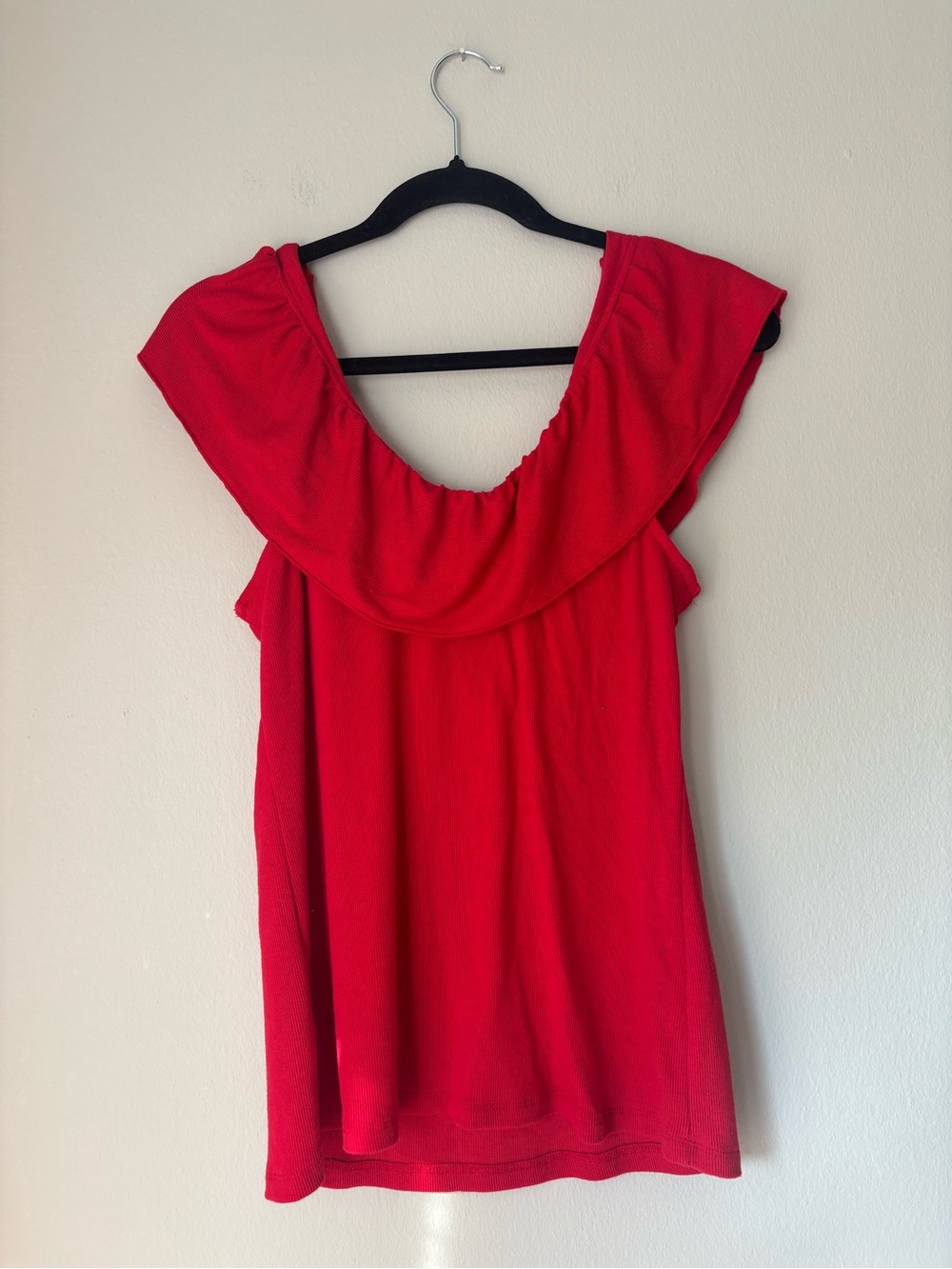 Universal Thread Red Ruffle Top Size large - Picture 3 of 3